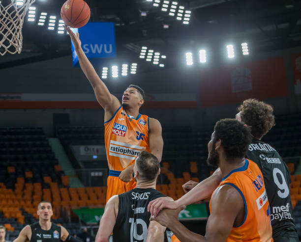 勇士队为何 勇士队为何